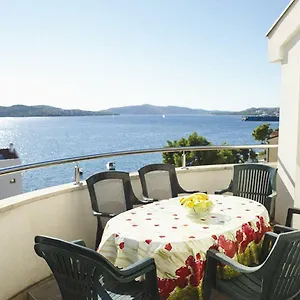 Apartman Mars, Trogir
