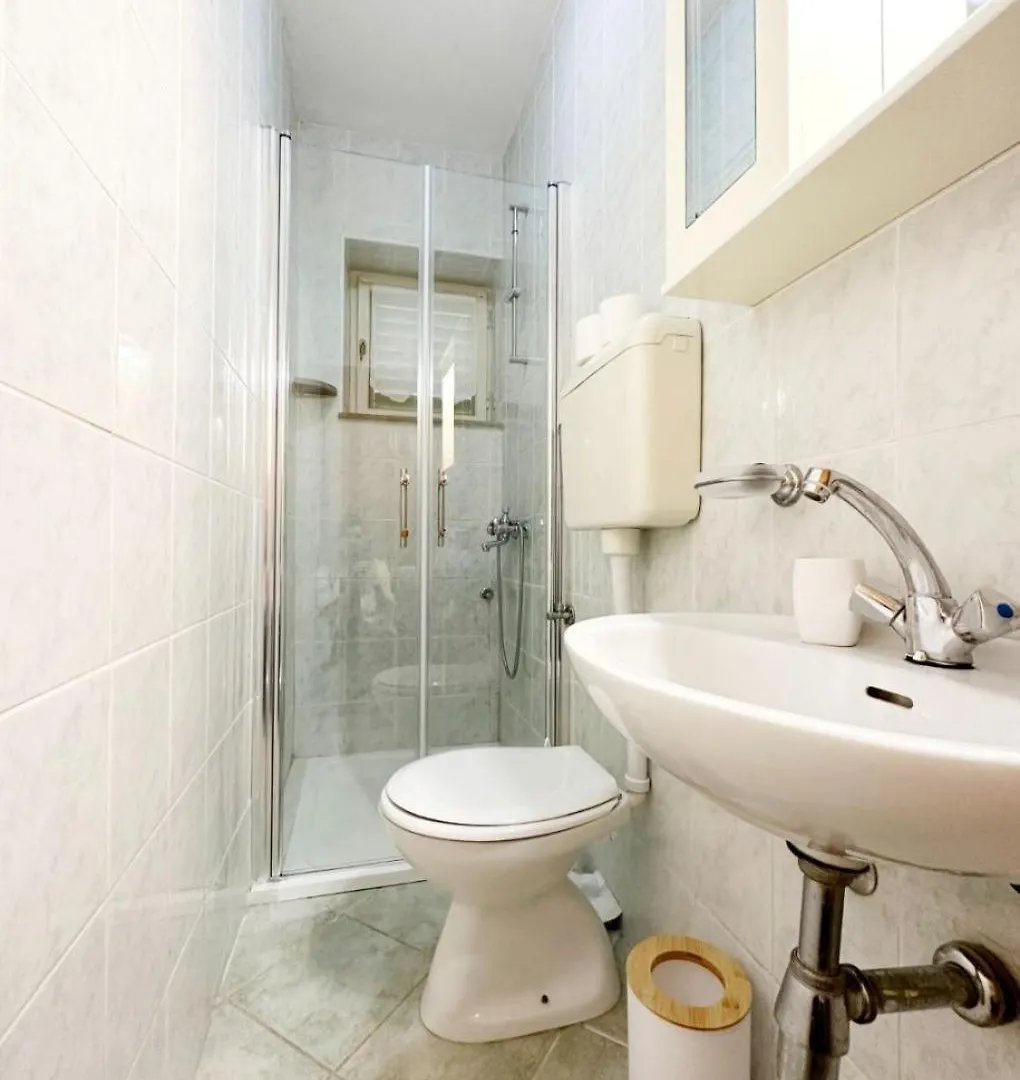 Apartments Mihaela Trogir 0*,  Horvátország